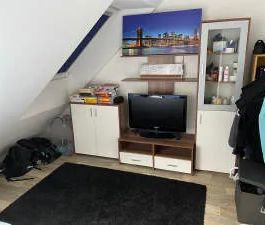 Attraktive Dachgeschoßwohnung in fußläufiger Citywohnlage! - Photo 4