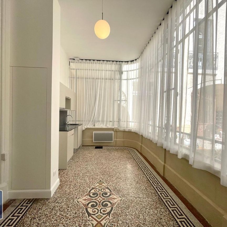 Location Appartement 3 pièces 78m² NARBONNE 11100 - Photo 1