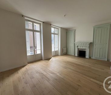 Location Appartement 2 pièces 52m² GRANVILLE 50400 - Photo 1