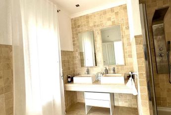 Villa for rent with 4 bedrooms and 3 bathrooms with stunning views