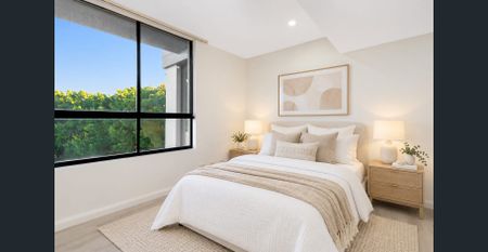 Luxury Waterfront Living | Spacious Three Bedroom Apartment - Photo 4