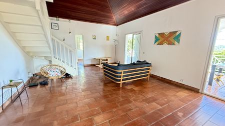 Location Maison 4 pièces 106m² LE FRANCOIS 97240 - Photo 5