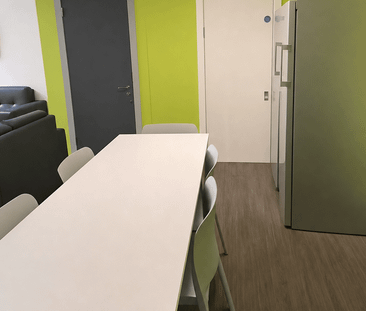 Ensuite Bedroom (8 Bed) - Photo 3
