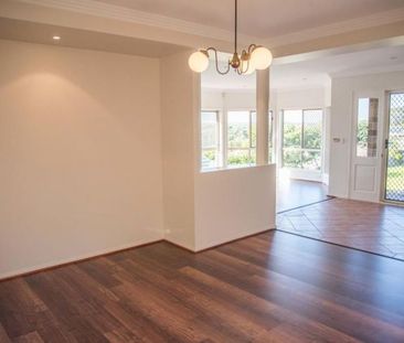 29 Gretna Street, Mansfield, QLD 4122 - Photo 3