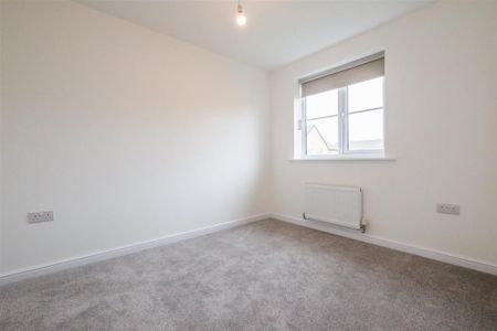 3 bedroom detached house to rent - Photo 3