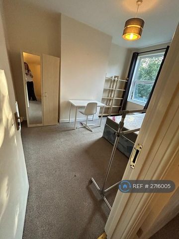5 bedroom terraced house to rent - Photo 2