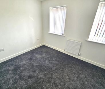 2 bedroom terraced house to rent - Photo 3
