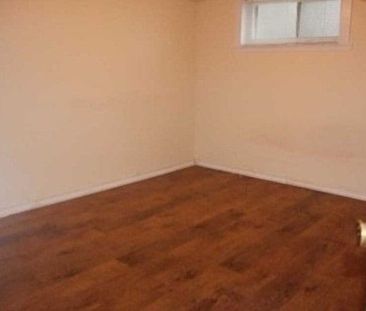 For Lease - 2012 Bonnymede Drive, Mississauga, Ontario - Photo 5