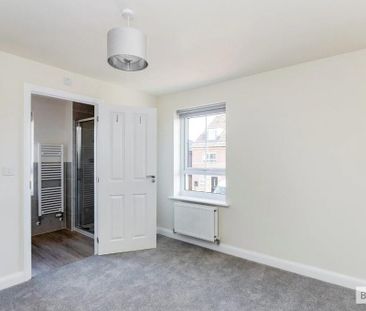 3 bedroom property to rent - Photo 2