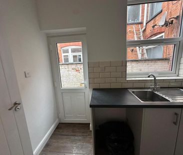 1 bedroom ground floor flat to rent - Photo 5