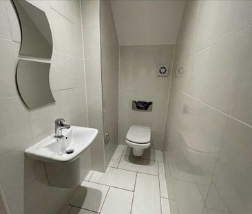 4 bedroom terraced house to rent - Photo 6