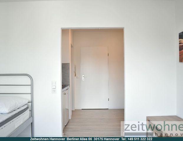 Davenstedt, 1 Zimmer Apartment, neuwertig möbliert, TV, Internet, franz. Balkon - Foto 1
