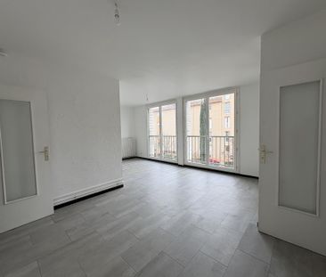 Location Appartement 3 pièces 62m² AUBAGNE 13400 - Photo 2