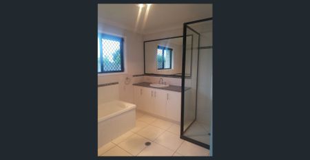 Large Family Home + Shed! - Photo 4