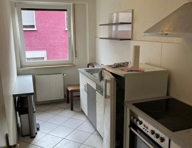 +++ 2 Zi.-Whng.-KB 50m² +++Charmante Wohnung in ruhigem MFH+++ - Photo 1