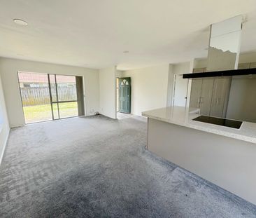 80 Chapel Road, Flat Bush - Photo 3