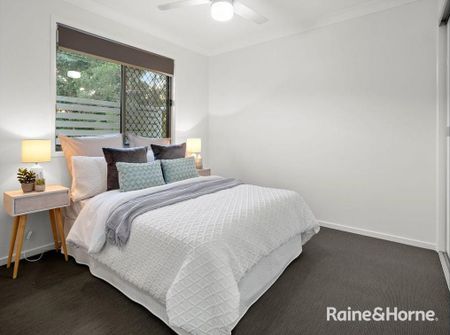Convenient Living in Albany Creek - Photo 3