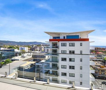 Perfectly positioned within the CBD & a stones throw from the beach! - Photo 5