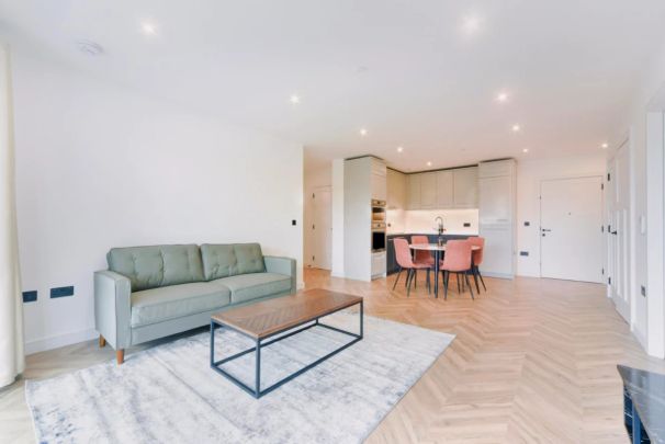 2 Bedroom 2 Bathroom Tryon House Flat24 - Photo 1