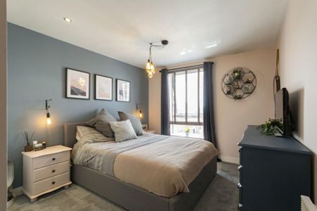 2 bedroom penthouse to rent - Photo 5