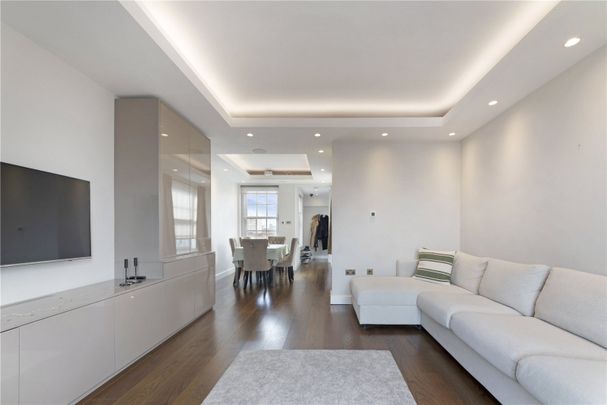 Newly Refurbished Penthouse on Bryanston Square - Photo 1