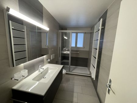 St-Imier, magnificent 3.5 room apartment on the 3rd floor with elevator - Foto 3
