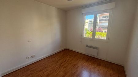 Location Maison 6 pièces 122m² CHAMALIERES 63400 - Photo 3