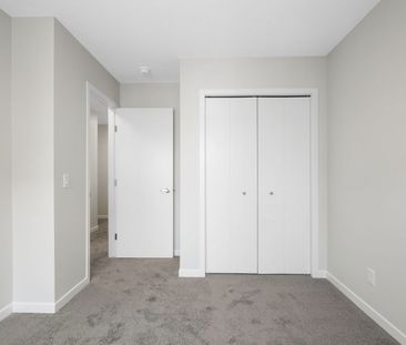 114-42 Cranbrook Common Se - Photo 2