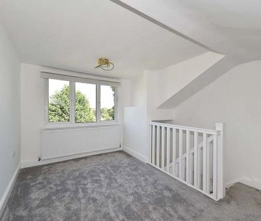 3 bedroom terraced house to rent - Photo 3