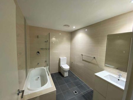 301/5 Henry Street TURRELLA - Photo 3