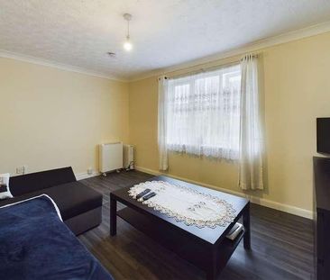Columbine Close, Thetford, IP24 - Photo 4