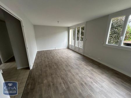 Appartement à louer 5 pièces 82.62m² - Photo 2