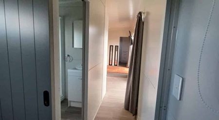 Semi-furnished New 2brm Pirimai - Photo 5