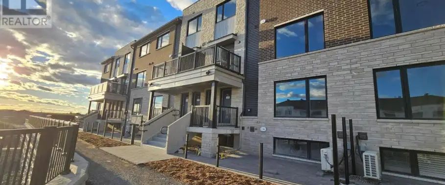 17 - 801 GLENROY GILBERT DRIVE | 17 - 801 GLENROY GILBERT DRIVE, Ottawa - Photo 1