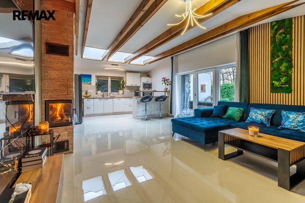 Pronájem domu 273 m², Libiš - Фото 1