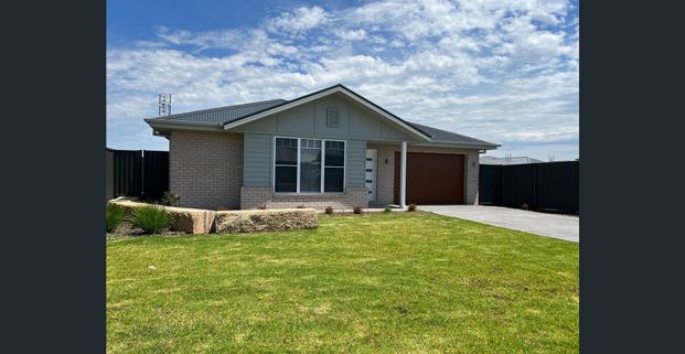 Southlakes Position - Photo 1