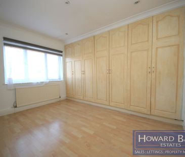 Haverford Way, Edgware, HA8 - Photo 3