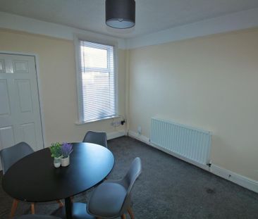 3 bedroom house to rent - Photo 2