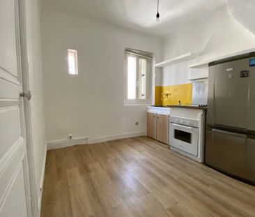 A louer T2 38 m2 - Marseille 13001 - Longchamp/Saint-Charles - Photo 6