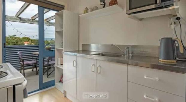 Fully furnished apartment near hospital - Photo 1