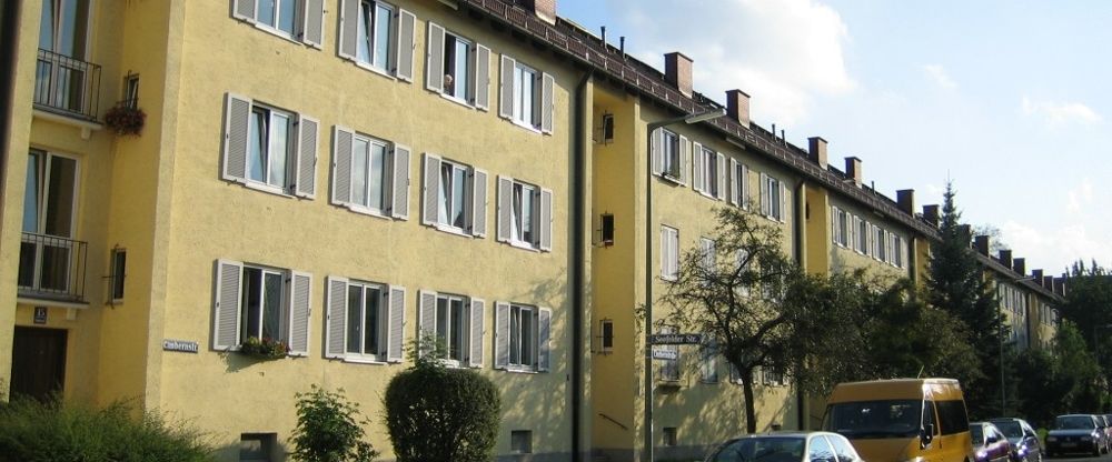 Dachgeschosswohnung in 81377 München zur Miete - Photo 1