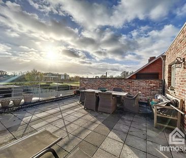 Bemeubeld duplexappartement met 3 slaapkamers en groot terras - Photo 1