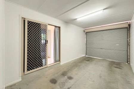 Central, Comfortable & Ready When You Are - Photo 3