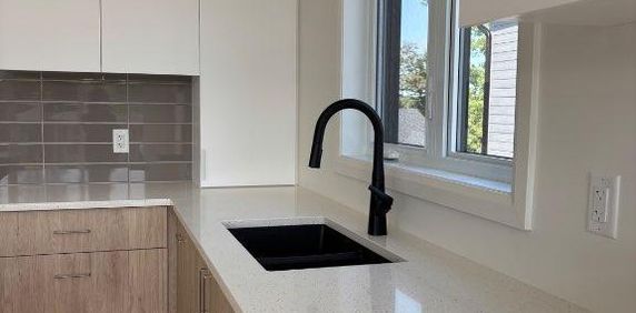 Appartement luxueux et lumineux 5 1/2 - Photo 2