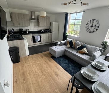 2 Bed Flat, The Carronades, SO14 - Photo 4