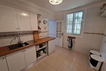 For Rental: 2-Bedroom Semi-Detached House in Las Rosas