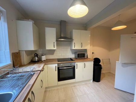2 Bedroom Apartment To Rent - Photo 3