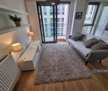 1 bedroom flat to rent - Photo 3