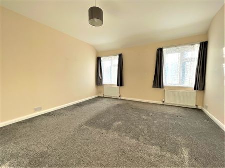 4 bedroom terraced house to rent - Photo 4