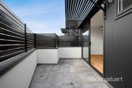 Luxury meets convenience - Photo 4